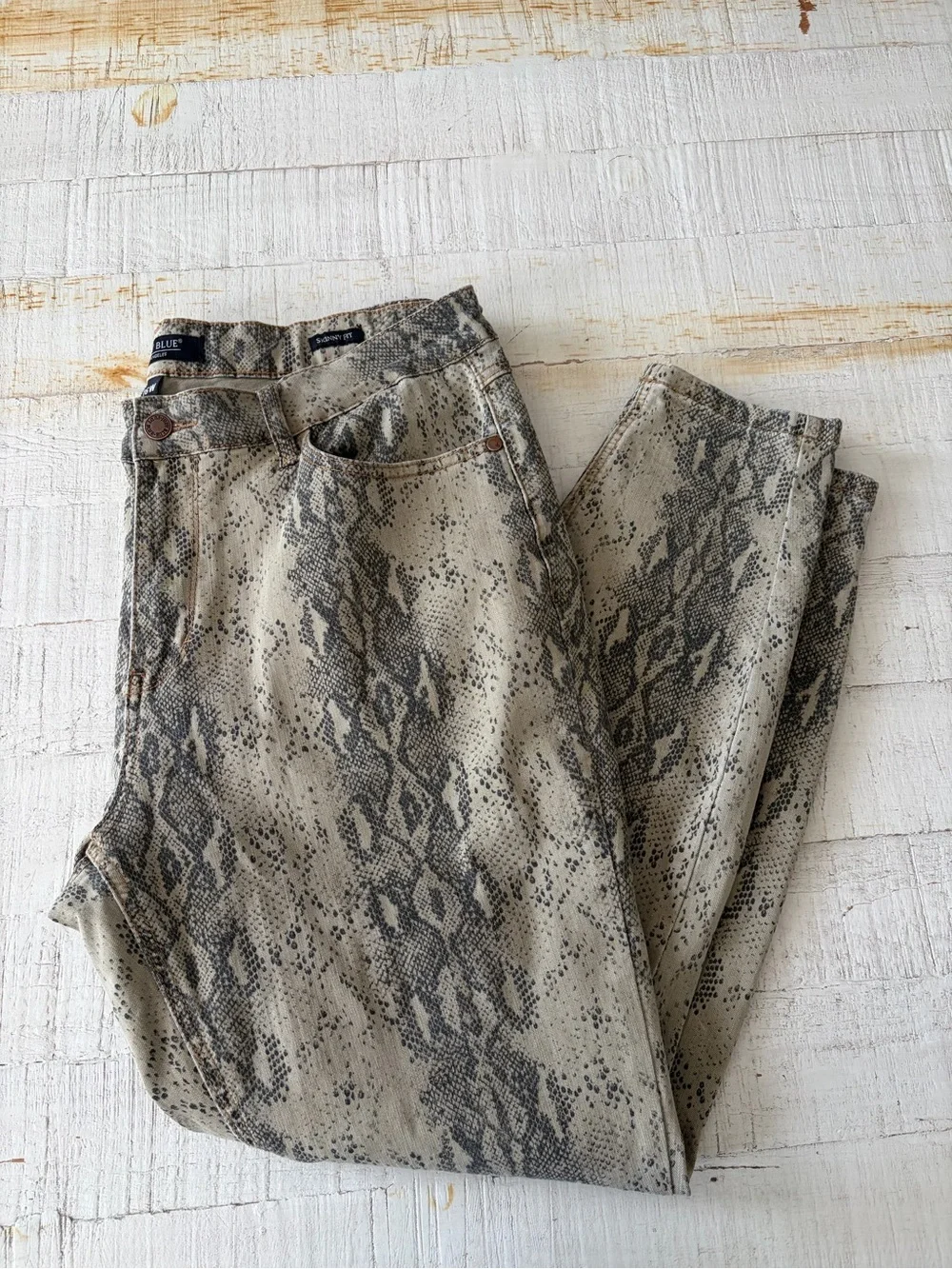 Judy Blue size 16W Skinny Fit Snakeskin Print Jeans Stretch High Waisted Python - Picture 1 of 14
